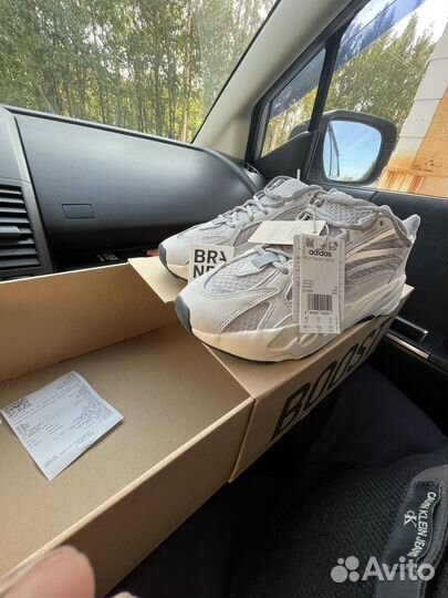 Adidas yeezy boost 700 v2 static