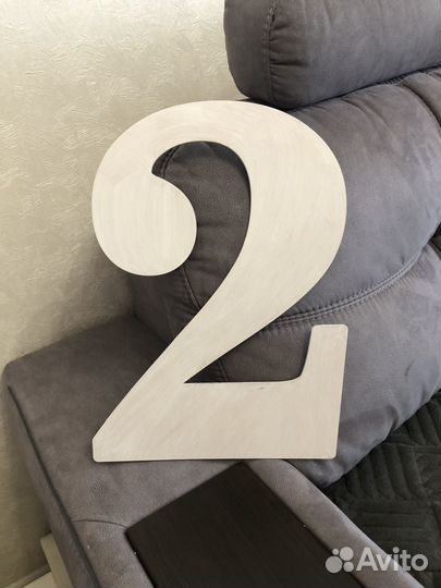 Цифра 2 на день рождения