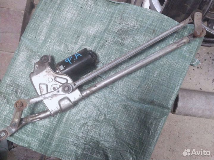 Трапеция дворников