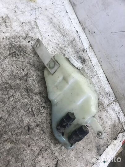 Бачок омывателя лобового стекла ваз (LADA) Priora