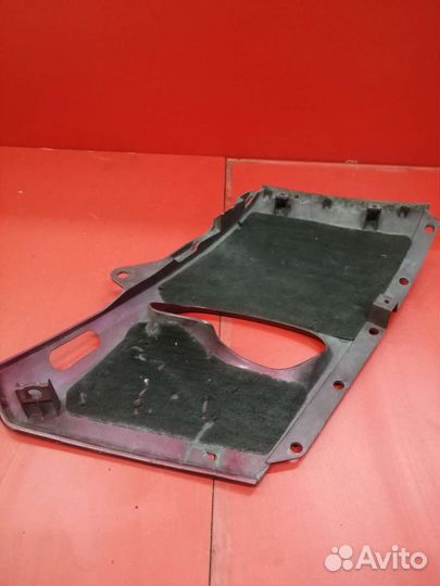 Пластик боковой Kawasaki ZZR400-2 93-07