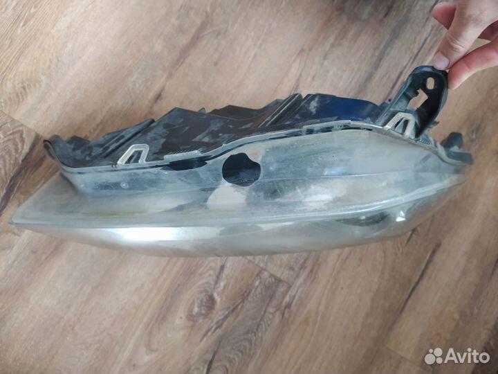 Opel astra h фара правая