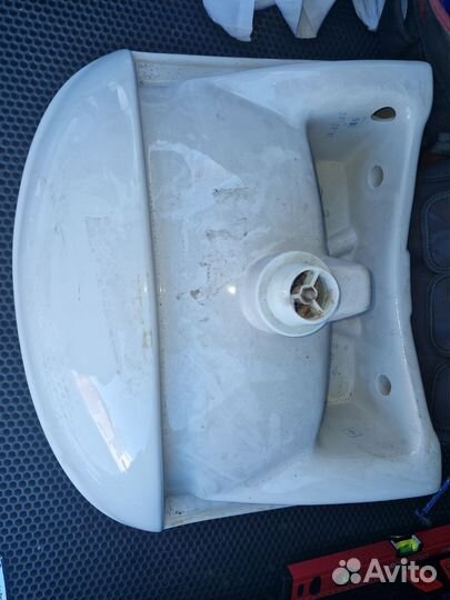 Раковина в ванную бу