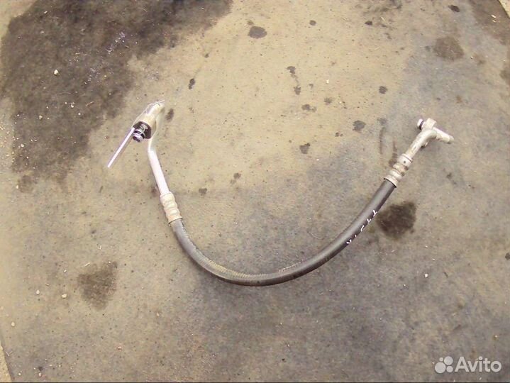 Трубка кондиционера Chrysler Voyager 4 BN