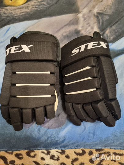 Краги хоккейные