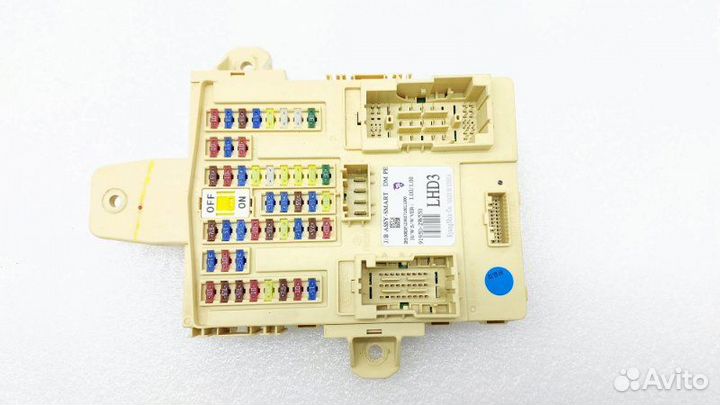 Б/У Б/У Блок предохранителей салонный Состояние