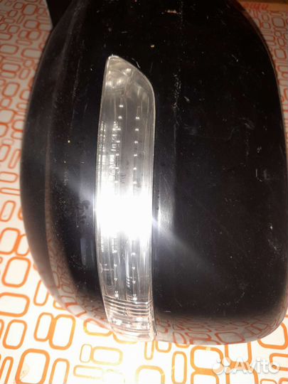 Зеркало левое toyota land cruiser 200