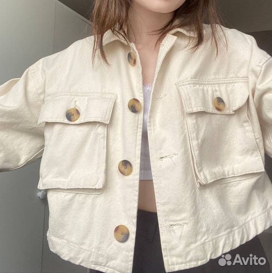 Джинсовая куртка bershka