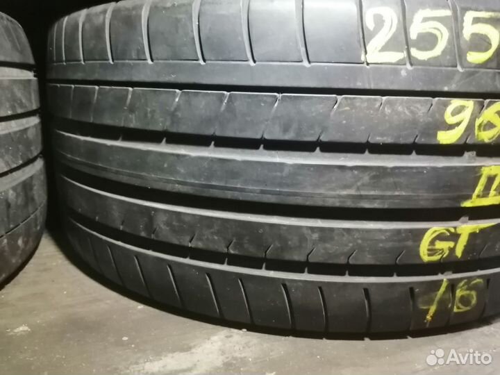Dunlop SP Sport Maxx GT 255/35 R19
