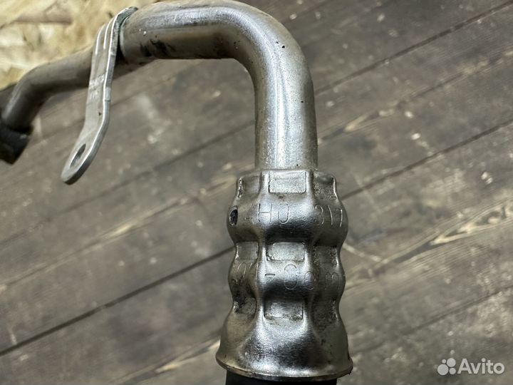 Трубка системы охлаждения АКПП Audi A8