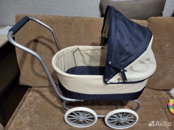 Коляска для кукол