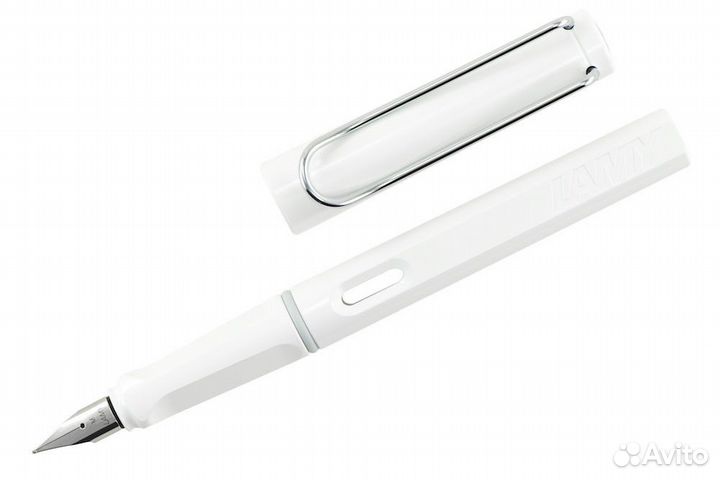 Перьевая ручка lamy