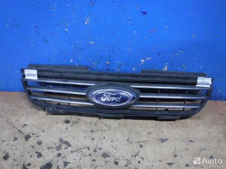 Решетка радиатора Ford S-Max