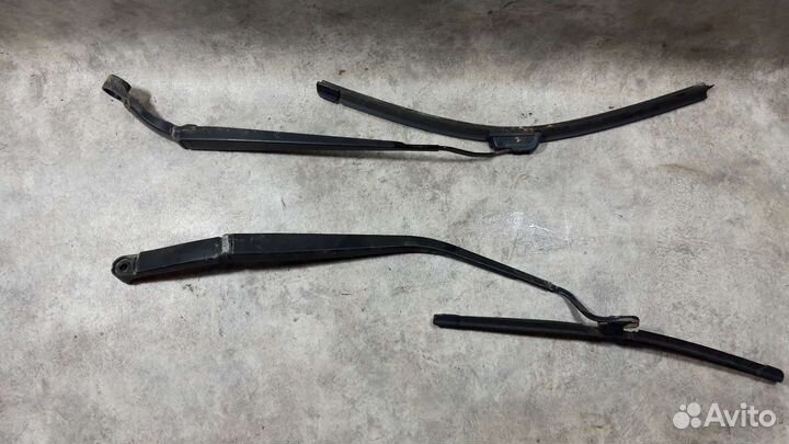 Поводки дворников Ниссан Альмера G15