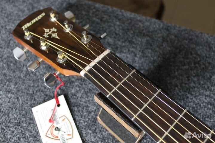 Morris M-35, гитара