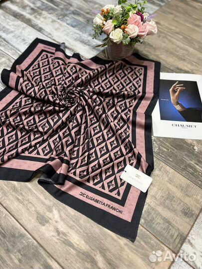 Шерстяной двухсторонний платок Elisabetta Franchi