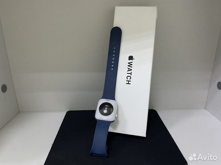 Часы Apple Watch SE Gen 2 44mm