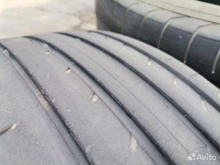 Yokohama Advan Sport V105 235/50 R19 99W