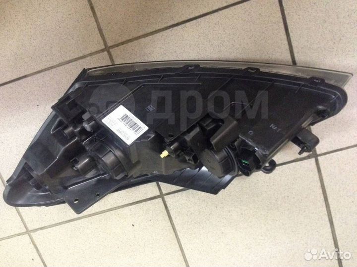 Фара правая 92102-1H500 для KIA ceed 2010 в Томске