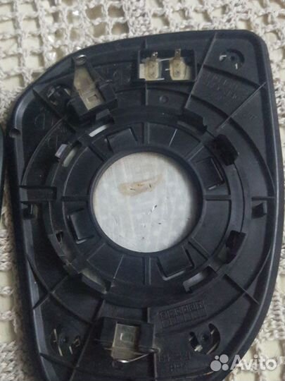 Зеркальный элемент kia rio 3