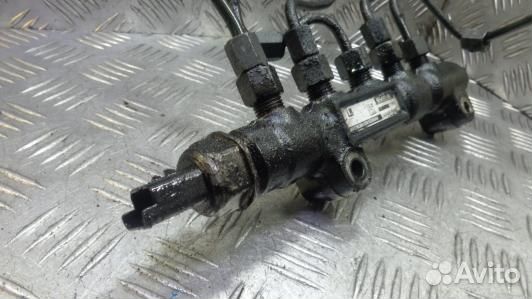 Топливная рампа дизельная citroen xsara (96X09BB01