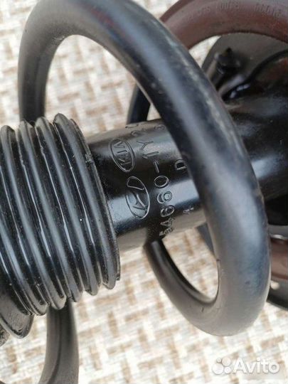 Стойка передняя правая Kia Picanto 2