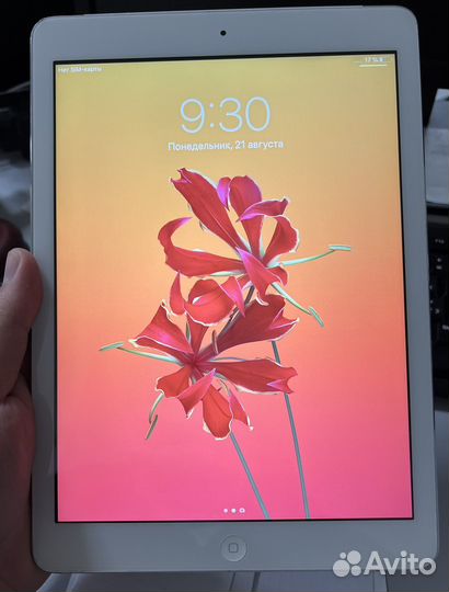 iPad Air (1-го поколения) Silver 128gb wifi+sim