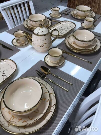 Набор столовой посуды