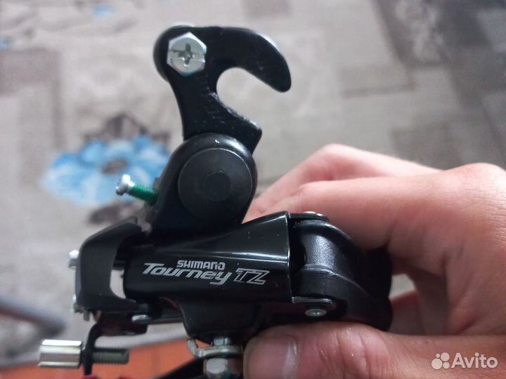 Задний переключатель shimano 6 скоростей