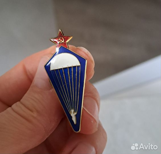 Знак парашютист горячая эмаль