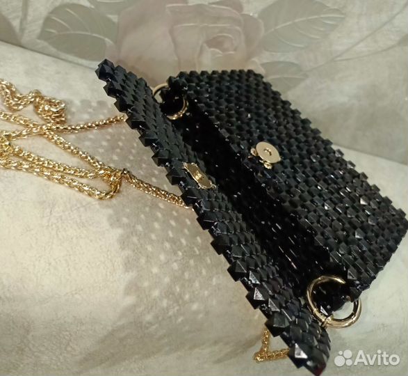 Сумка из бусин ручной работы