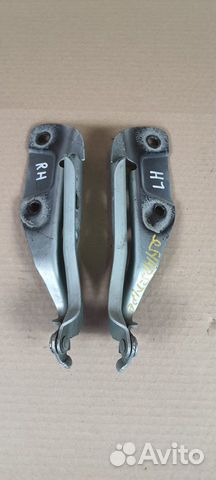 Петля капота Jaguar S-Type, 2004г