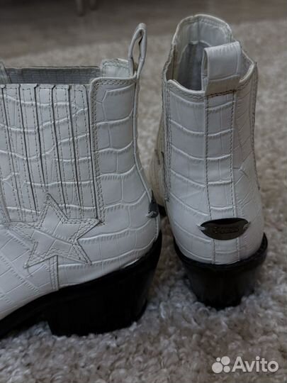 Сапоги казаки женские 36 Guess