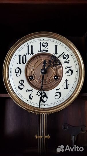 Настенные часы с боем. Gustav Becker