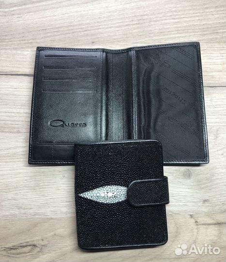 Обложка на паспорт и визитница из ската