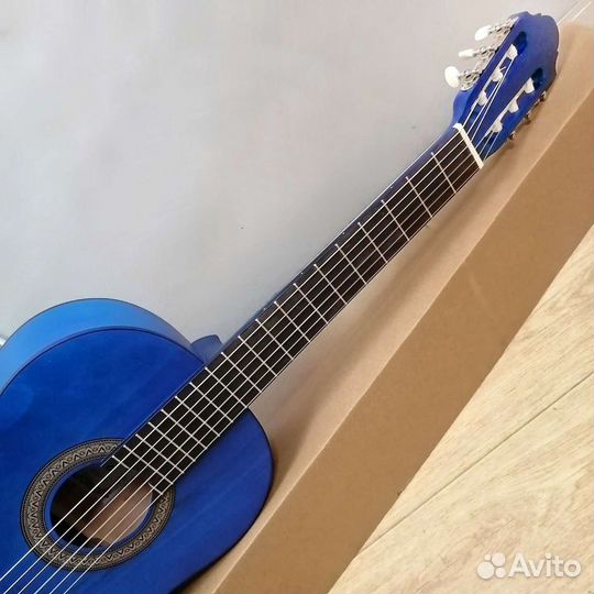 Гитара классическая новая полноразмерная