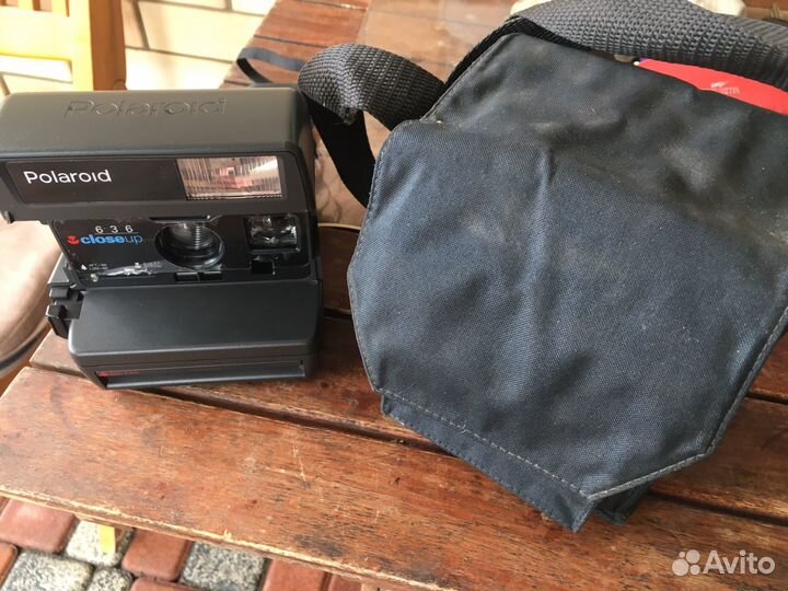 Плёночный фотоаппарат polaroid
