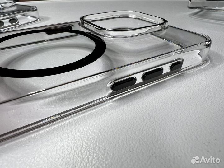 Премиум чехлы на айфон 15 про и не только