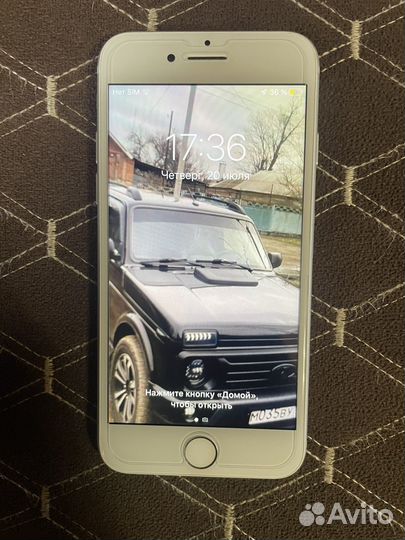 Телефон iPhone 7