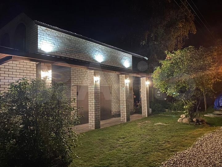 Дом 250 м² на участке 20 сот.