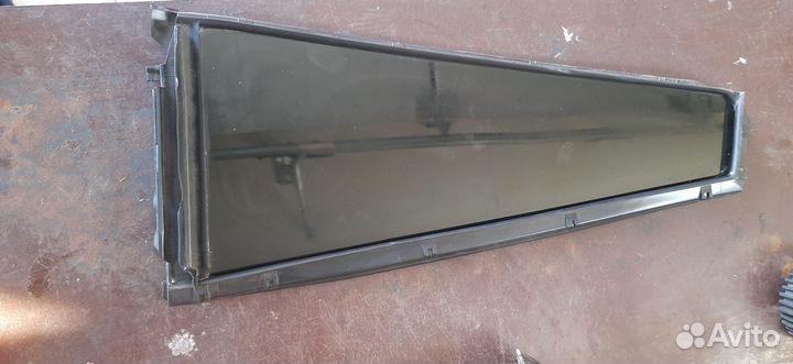 Форточка задняя прадо 150