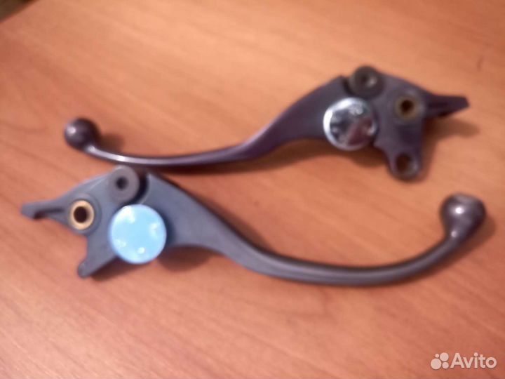 Рычаг пер.тормоза. zzr 1100 2модель