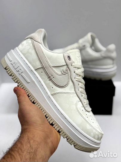 Кроссовки Nike Air Force 1