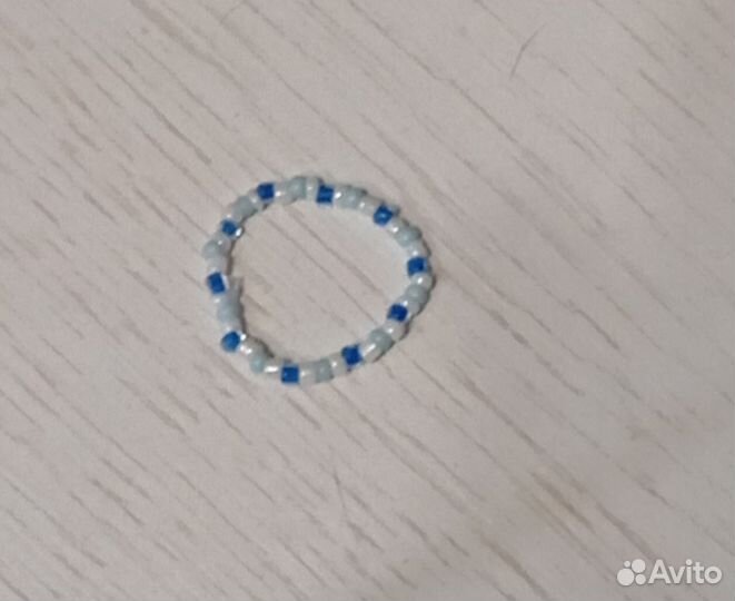 Кольца из бисера ручной работы
