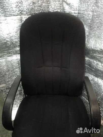 Кресло руководителя офисное