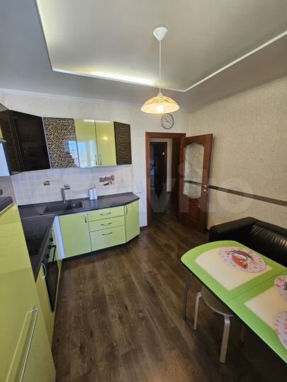 2-к. квартира, 70 м², 6/9 эт.