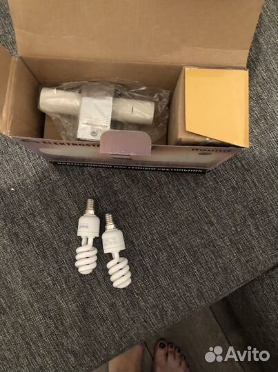 Лампа водостойкая для ванной или улицы