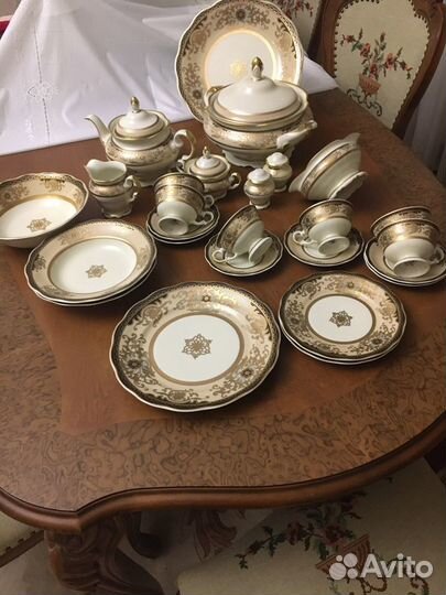 Сервиз чайный и обеденный на 6 перс.Германия,новый