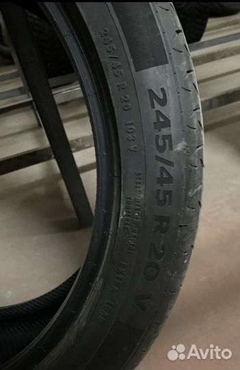 Continental MaxContact MC6 245/45 R20