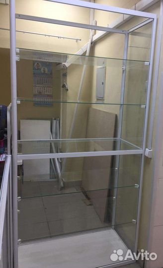 Стеклянные витрины